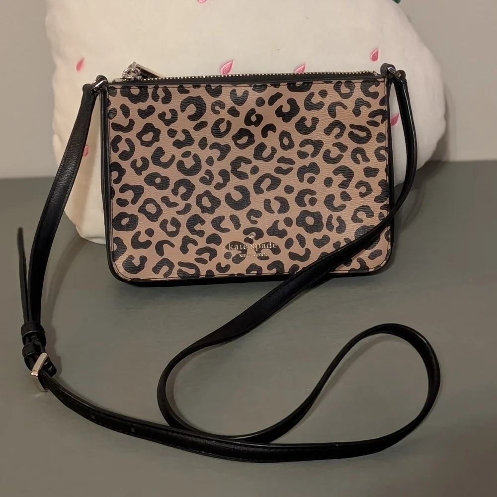 Leopard Print Crossbody Bag in Beige and Black